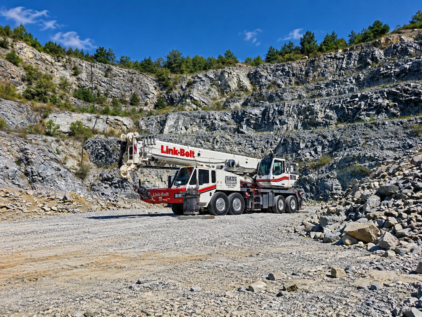 Bass Crane Link-Belt crane set up in a rock quarry